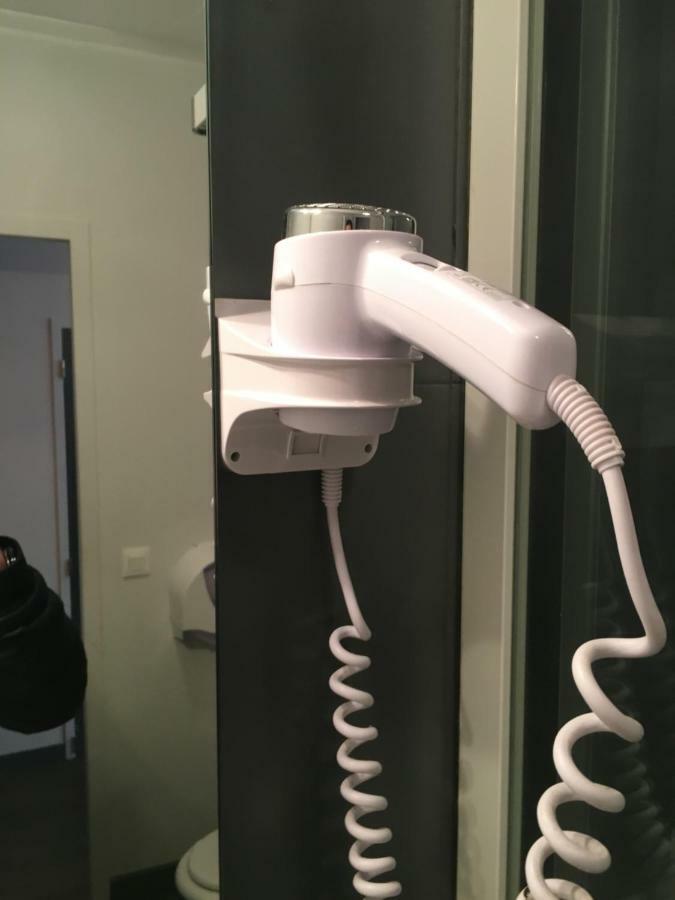 Bourg Centre Residence Bagian luar foto