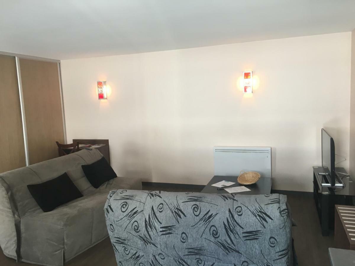 Bourg Centre Residence Bagian luar foto